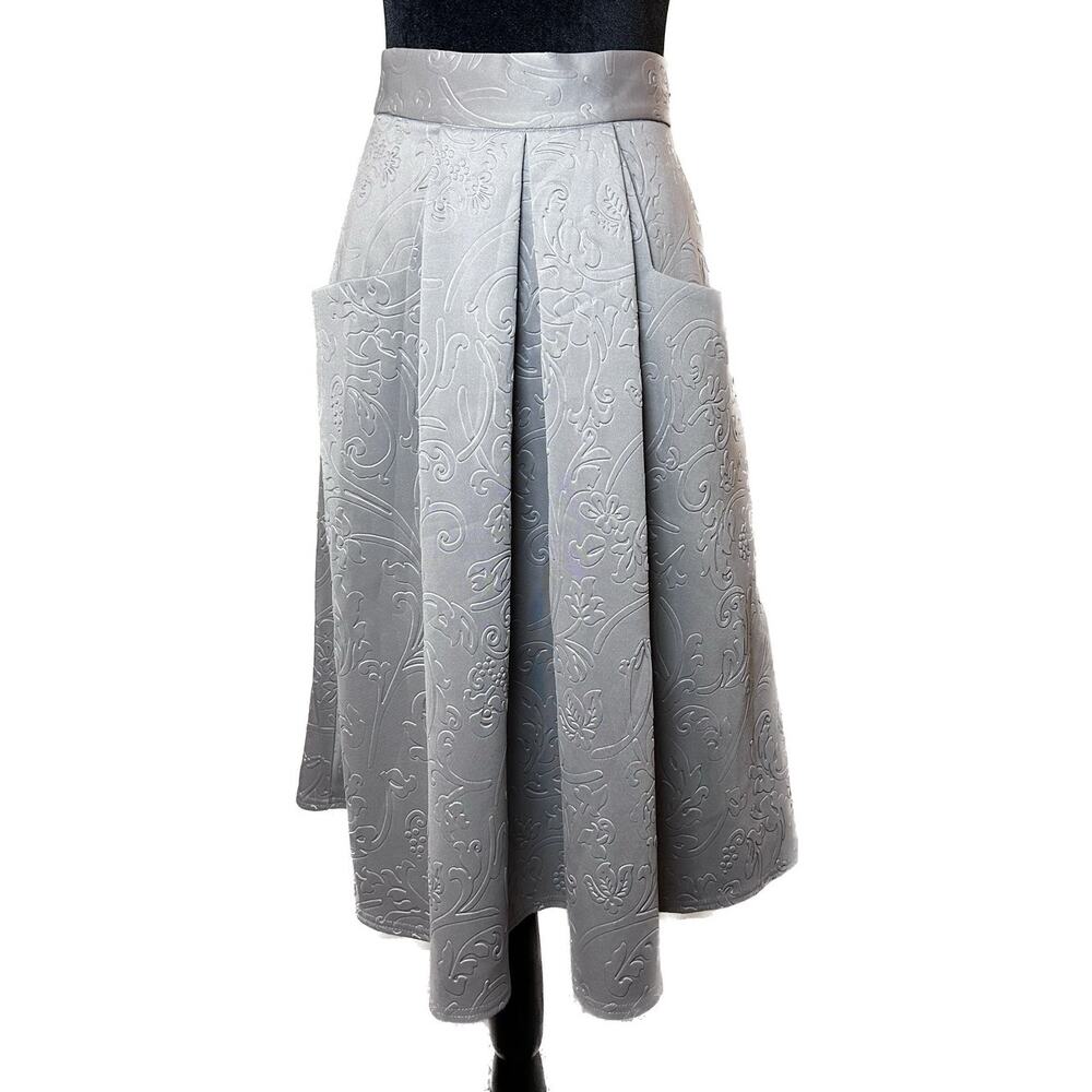 Closet London Floral Embossed A-Line Skirt Size 8 Gray Pleated Midi Pockets